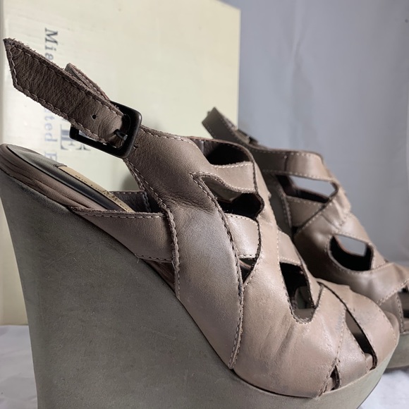 New MIA Limited Edition Vintage Distressed 8.5 - Picture 3 of 8